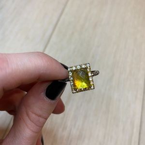 🦋Yellow Gem and Rhinestone Fashion Ring